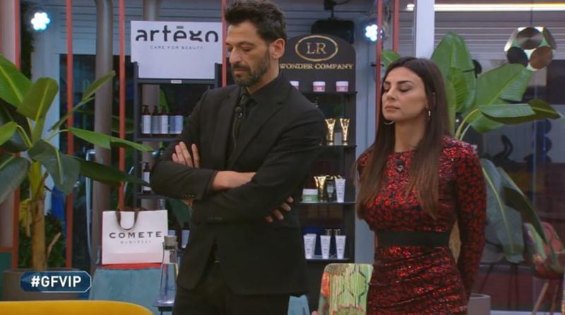 Grande Fratello Vip 4, ASIA VALENTE SQUALIFICATA? HA RIVELATO AI VIPPONI CHE..  Gf Vip 4 news