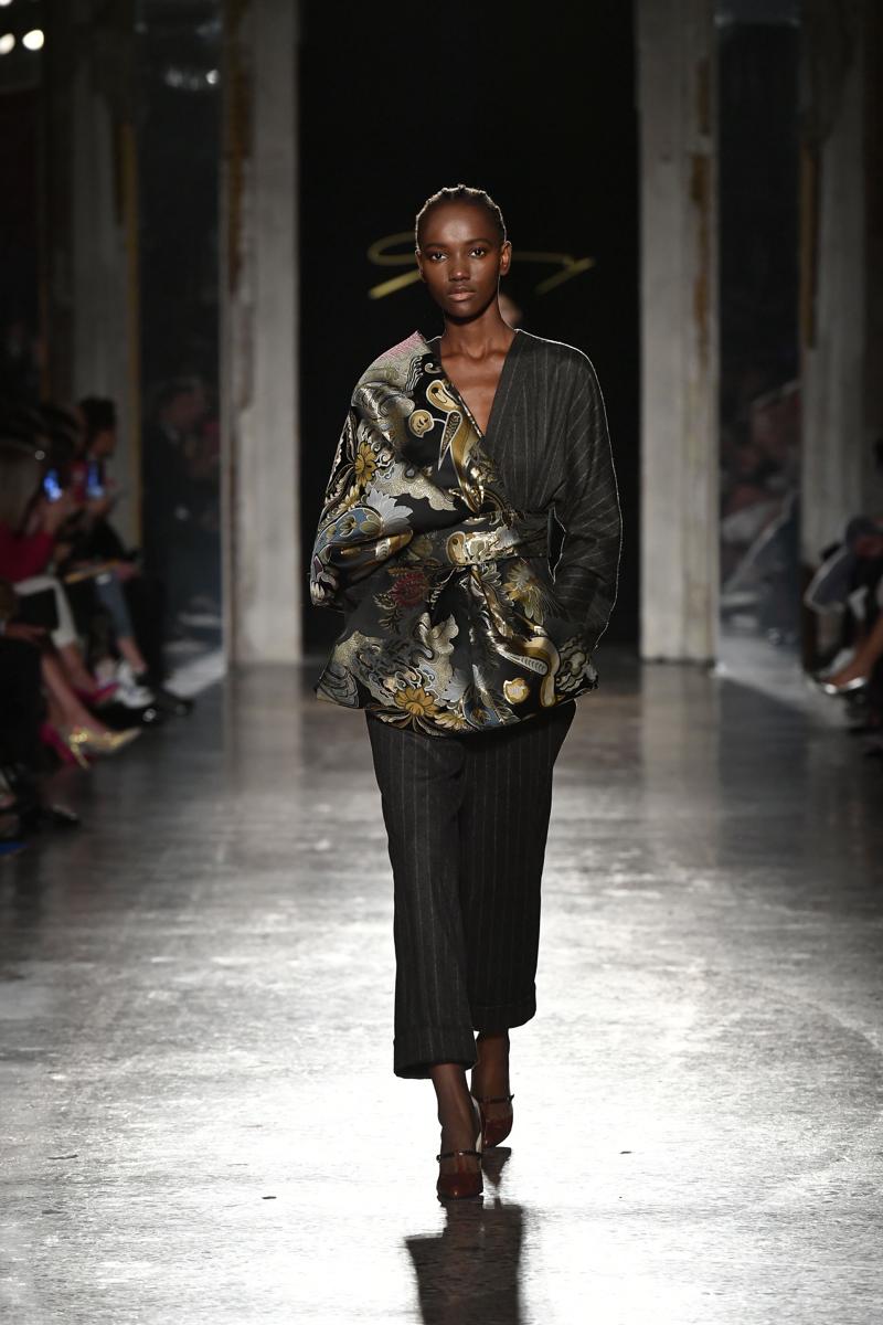 MFW. Genny, Prada e Moschino al top. Oggi Tod’s, Iceberg e Versace