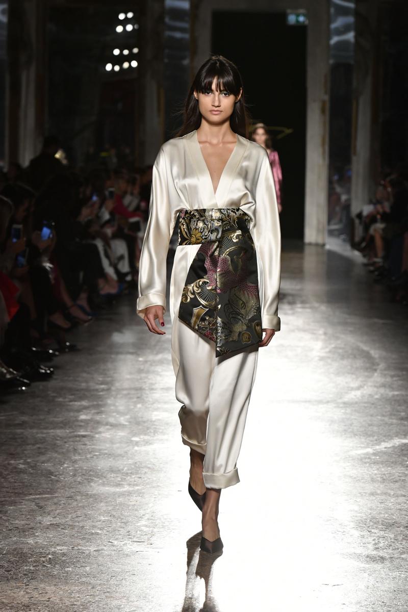 MFW. Genny, Prada e Moschino al top. Oggi Tod’s, Iceberg e Versace