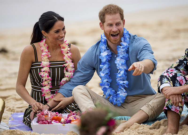 Harry e Meghan, la Regina “ha vinto”: non useranno più il marchio Sussex Royal Harry e Meghan, la Regina “ha vinto”: non useranno più il marchio Sussex Royal