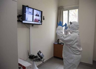 Coronavirus, due morti. Primi casi anche a Milano e Torino