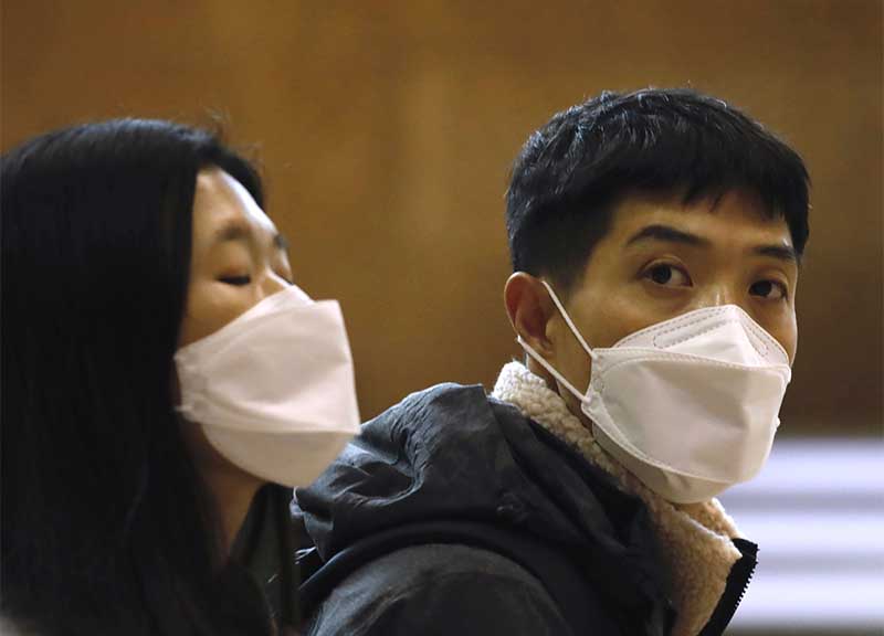 Coronavirus, allarme virologi: “Semplice influenza? No, chi lo dice ignorante” Coronavirus, allarme virologi: “Semplice influenza? No, chi lo dice ignorante”