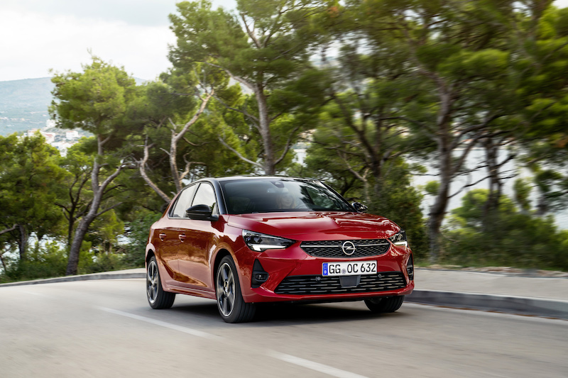 Nuova Opel Corsasi aggiudica il  “Connected Car Award 2019″