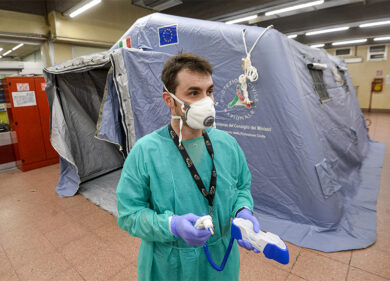 Coronavirus: “Farmaco anti Hiv per curare Mattia”. Medico in trincea da 80 ore