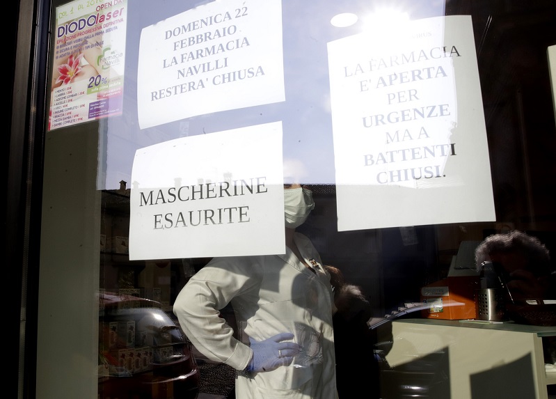 Coronavirus, i sindaci della zona rossa: “Abbandonati dal Governo” Coronavirus, i sindaci della zona rossa: “Abbandonati dal Governo”