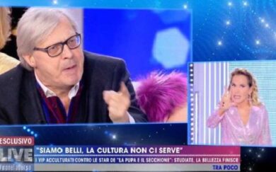 Ascolti tv: saltano le ospitate per Vittorio Sgarbi. Brusco stop da Mediaset