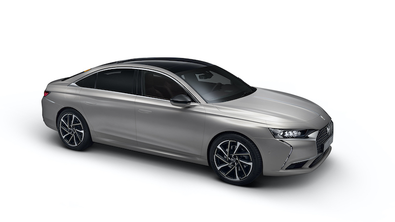 DS 9 E-TENSE, il savoir faire francese forgia una grande berlina DS 9 E-TENSE, il savoir faire francese forgia una grande berlina