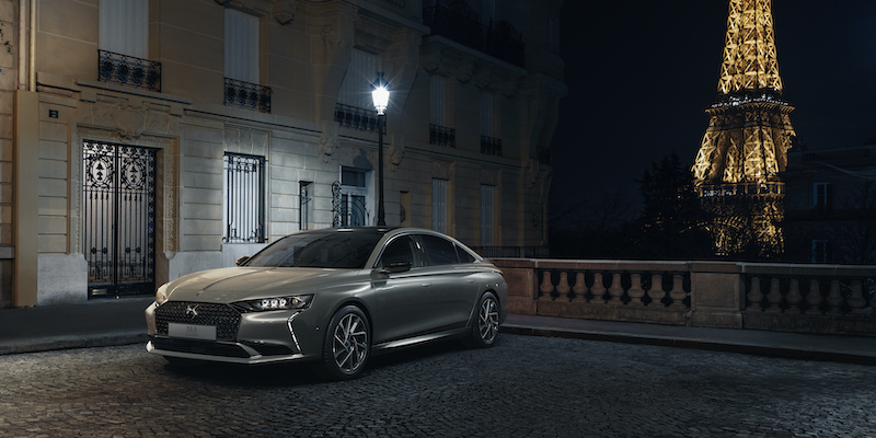 DS 9 E-TENSE, il savoir faire francese forgia una grande berlina DS 9 E-TENSE, il savoir faire francese forgia una grande berlina