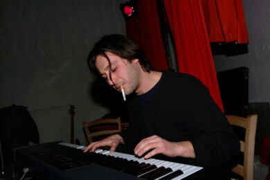 Roma, condannato il fratello del leader dei Tiromancino, tentò una rapina