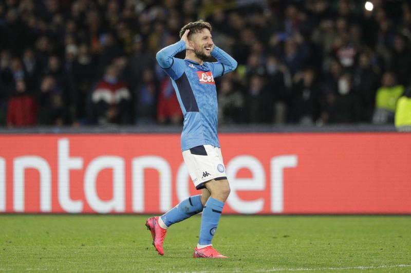 Napoli, Mertens caviglia ko: come sta. Gattuso: “Solletico dal Barcellona” Napoli, Mertens caviglia ko: come sta. Gattuso: “Solletico dal Barcellona”