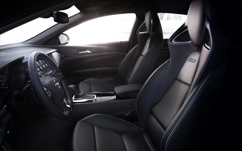 Nuova Opel Insignia GSi con trazione integrale avanzata, ordinabile da marzo Nuova Opel Insignia GSi con trazione integrale avanzata, ordinabile da marzo
