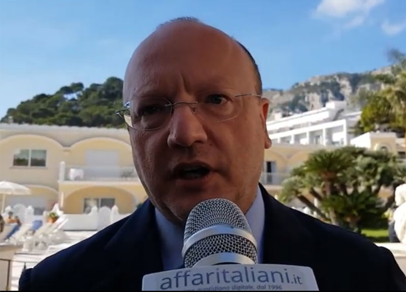 Boccia: “Stiamo isolando l’Italia dal mondo. Virus?Ci debelliamo da soli” Boccia: “Stiamo isolando l’Italia dal mondo. Virus?Ci debelliamo da soli”