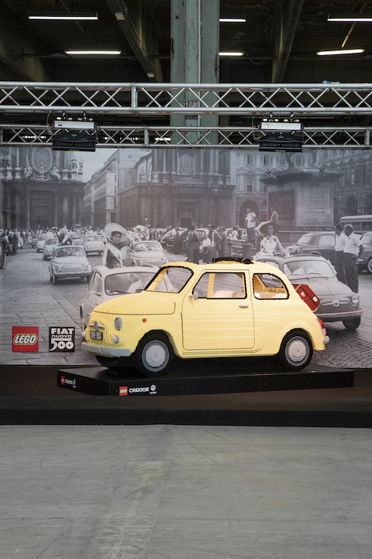 Fiat e LEGO rivivono uno spaccato della “Dolce Vita” con protagonista l’icon