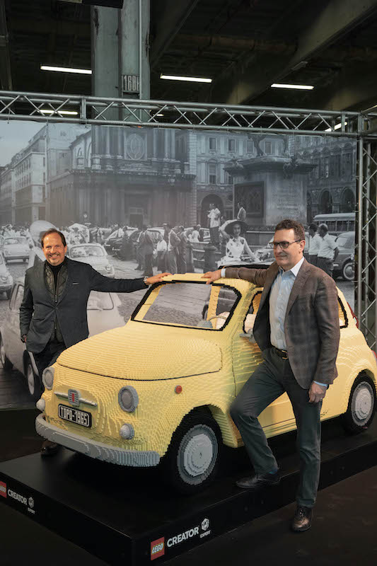 Fiat e LEGO rivivono uno spaccato della “Dolce Vita” con protagonista l’icon