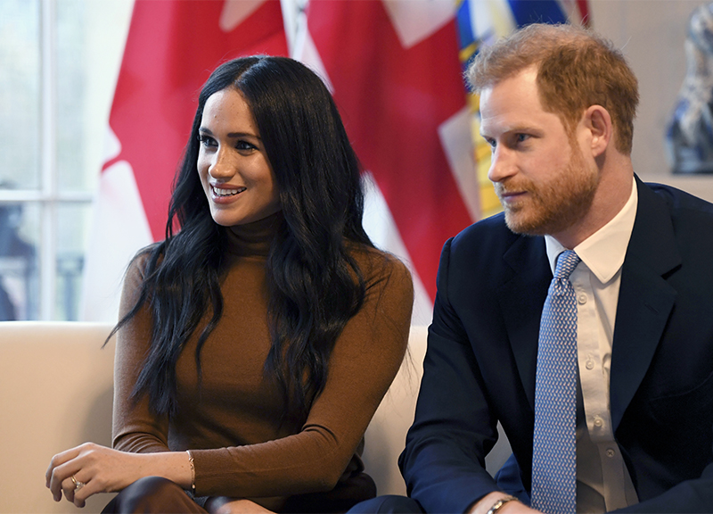 Harry e Meghan abbandonati: stop al servizio di protezione in Canada. È choc Harry e Meghan abbandonati: stop al servizio di protezione in Canada. È choc