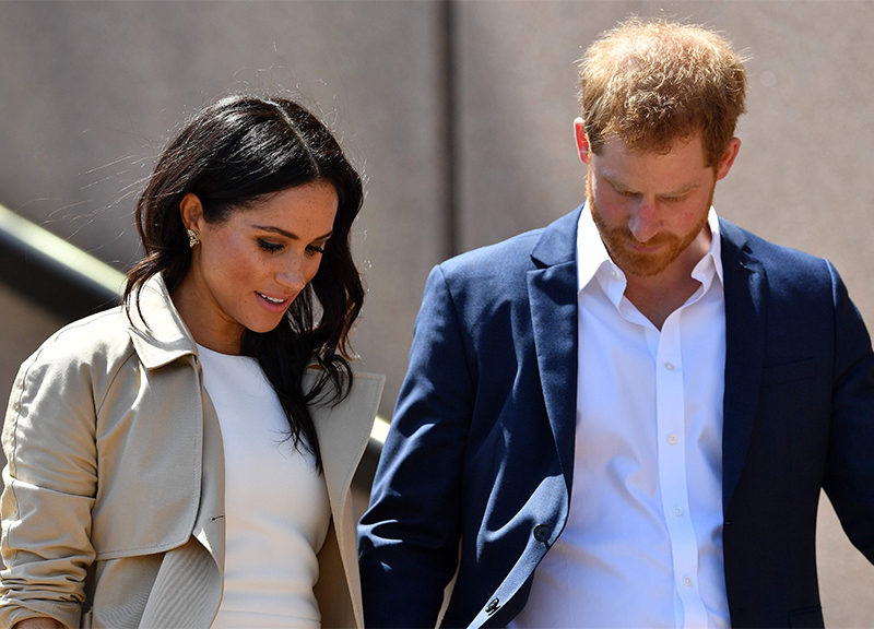 Meghan Markle ‘furiosa’ contro Harry: perde un miliardo di dollari Meghan Markle ‘furiosa’ contro Harry: perde un miliardo di dollari