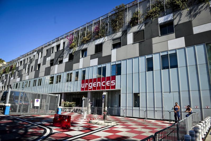 Una mattinata in tempo di Coronavirus nel più grande ospedale di Nizza Una mattinata in tempo di Coronavirus nel più grande ospedale di Nizza