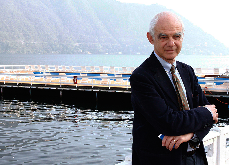 Luca Ricolfi:”Si rischiano 300 mila decessi.Dobbiamo fermarci un paio di mesi” Luca Ricolfi:”Si rischiano 300 mila decessi.Dobbiamo fermarci un paio di mesi”
