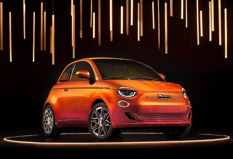 Altagamma e FCA: presentano la Nuova 500 firmate Bvlgari e Kartell