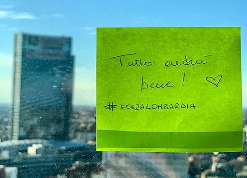 Coronavirus, #tuttoandrabene: post-it invadono la Lombardia (e i social). FOTO Coronavirus, #tuttoandrabene: post-it invadono la Lombardia (e i social). FOTO