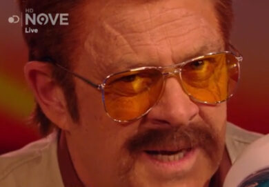 Fratelli di Crozza, Napalm e il complotto dietro il Coronavirus