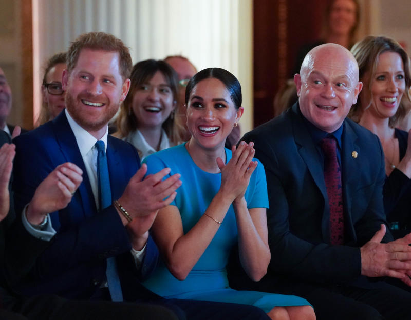 Meghan Markle e Harry in crisi? Al ritorno in Inghilterra lei rivela…FOTO Meghan Markle e Harry in crisi? Al ritorno in Inghilterra lei rivela…FOTO
