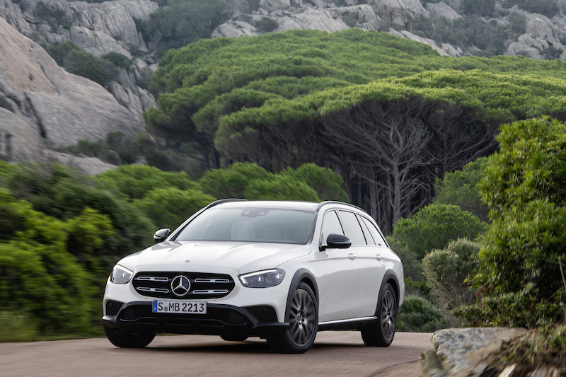 Nuova Mercedes Classe E: quando l’auto emoziona e diventa intelligente