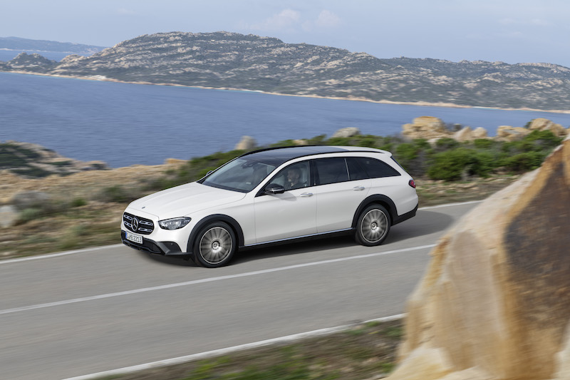 Nuova Mercedes Classe E: quando l’auto emoziona e diventa intelligente