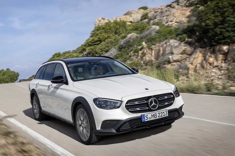 Nuova Mercedes Classe E: quando l’auto emoziona e diventa intelligente