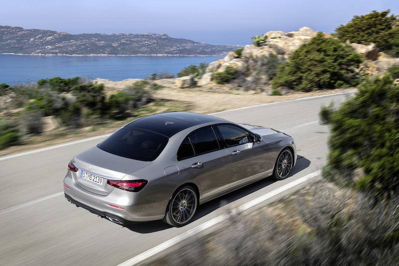 Nuova Mercedes Classe E: quando l’auto emoziona e diventa intelligente