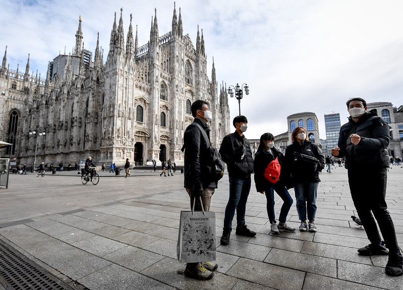 Coronavirus, Lombardia: si potrà entrare e uscire solo per motivi “gravi” Coronavirus, Lombardia: si potrà entrare e uscire solo per motivi “gravi”