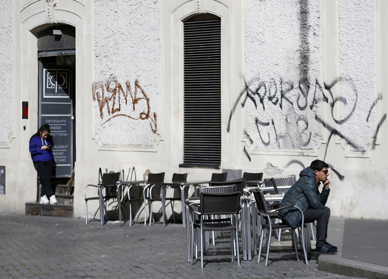 Coronavirus, Polillo: ”Da oggi l’Italia ha un’economia da tempo di guerra” Coronavirus, Polillo: ”Da oggi l’Italia ha un’economia da tempo di guerra”