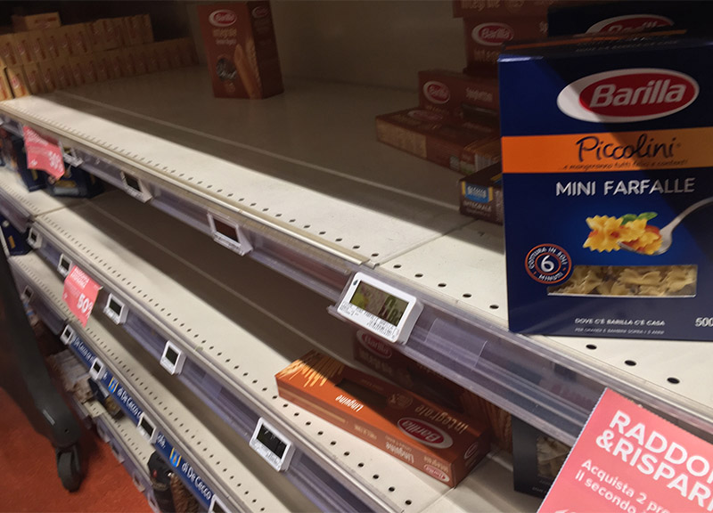 Coronavirus, assalto supermercati notturni dopo il decreto. FOTO – VIDEO