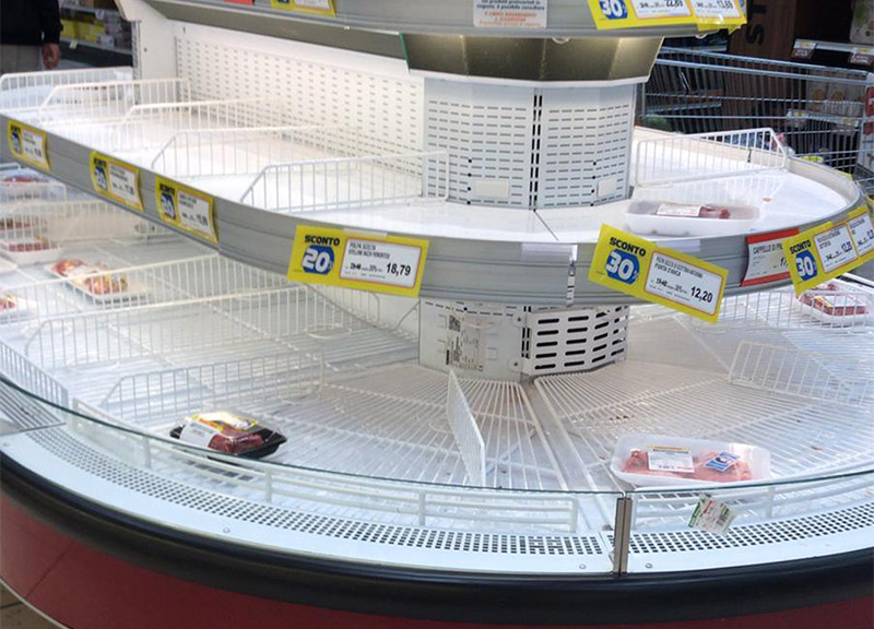 Coronavirus, assalto supermercati notturni dopo il decreto. FOTO – VIDEO
