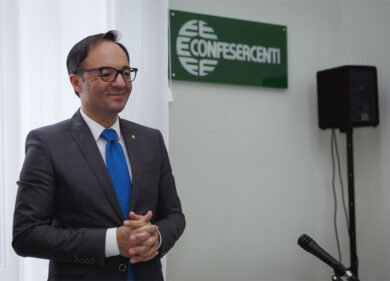 Confesercenti Campania, il 2020 lo si consideri di dieci mesi, non di dodici