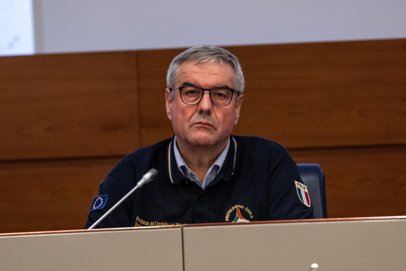 Record di contagi: 2.249 in un giorno. Superata quota mille vittime: più 189 Record di contagi: 2.249 in un giorno. Superata quota mille vittime: più 189