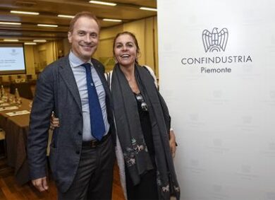 Confindustria, 108 a 47 preferenze: Carlo Bonomi doppia Licia Mattioli