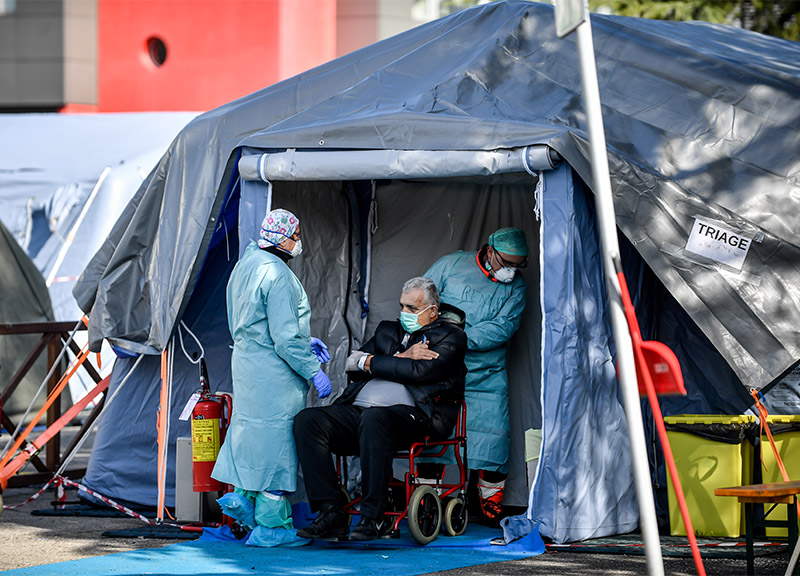 Coronavirus, Fiera Milano pronta per ospitare pazienti in terapia intensiva Coronavirus, Fiera Milano pronta per ospitare pazienti in terapia intensiva