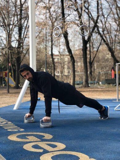 Smartworking, guida alla sopravvivenza: i consigli del personal trainer