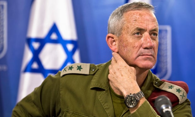 Israele, nuovo colpo di scena: affidato a Gantz incarico di governo Israele, nuovo colpo di scena: affidato a Gantz incarico di governo