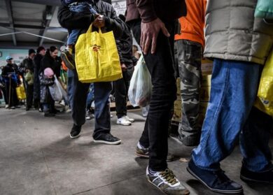 Le ferite profonde sugli ultimi: il Covid e gli invisibili. Commento