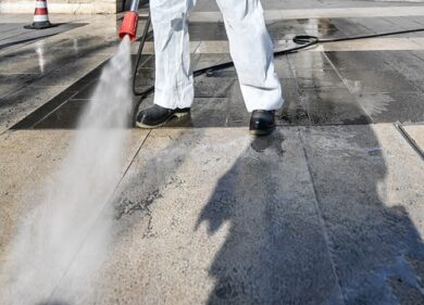 Coronavirus, a Corsico stop (provvisorio) alle multe per lavaggio strade