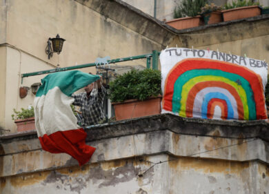Se ami i balconi sei di sinistra. Se invece vuoi la Fiera, di destra