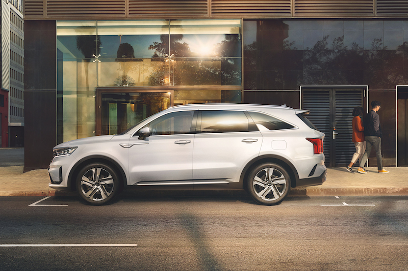Kia lancia la quarta generazione di Sorento, ancora più audace e raffinato