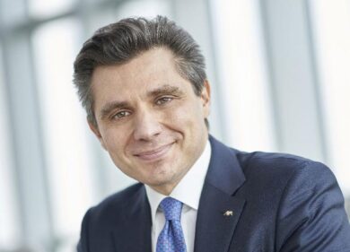 Coronavirus, Axa: per i clienti un servizio di teleconsulto medico gratuito