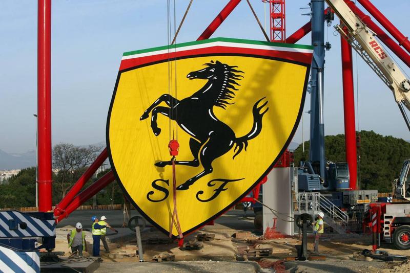Coronavirus, Ferrari vuole produrre mascherine e ventilatori a Maranello Coronavirus, Ferrari vuole produrre mascherine e ventilatori a Maranello