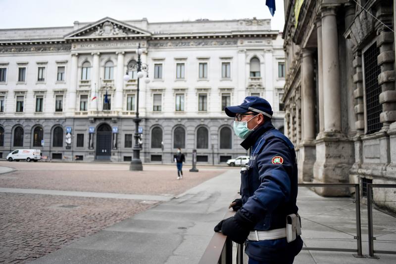 “Coronavirus, altre restrizioni possibili. Ma la politica continui a lavorare” “Coronavirus, altre restrizioni possibili. Ma la politica continui a lavorare”