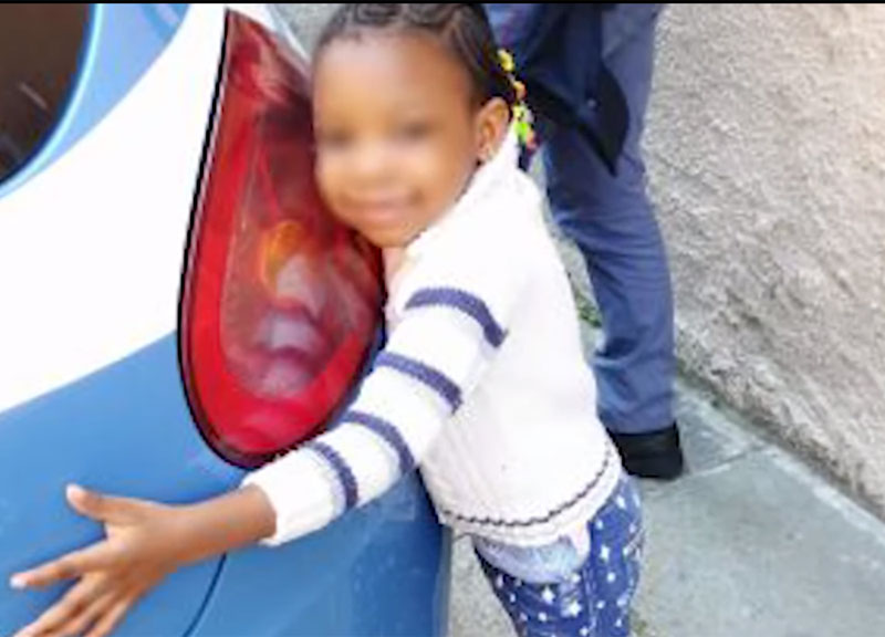 Coronavirus, la piccola Noemi chiama la Polizia: “Grazie a voi e medici”.Video Coronavirus, la piccola Noemi chiama la Polizia: “Grazie a voi e medici”.Video