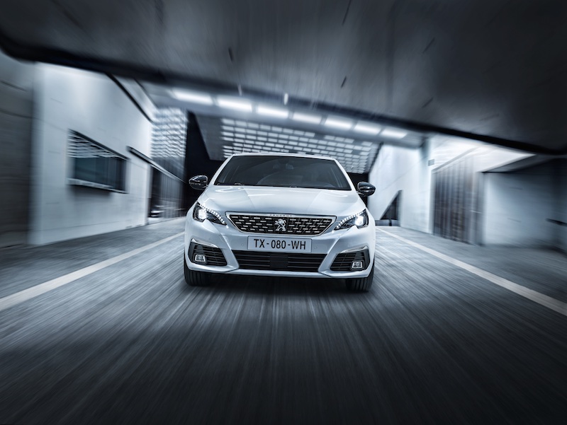 Peugeot 308, raggiunte le 100.000 auto vendute in Italia Peugeot 308, raggiunte le 100.000 auto vendute in Italia
