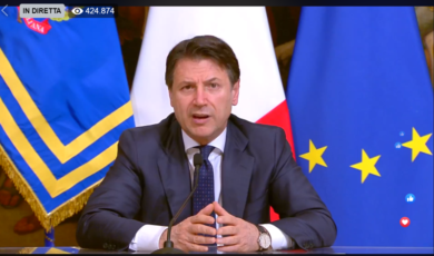 Sbando Rai: D’Urso trasmette conferenza di Conte, Rai1 le repliche di Insinna